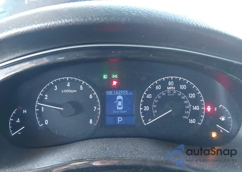 2013 Hyundai Genesis 3.8 z USA, uszkodzony, nr VIN KMHGC4DD3DU232760